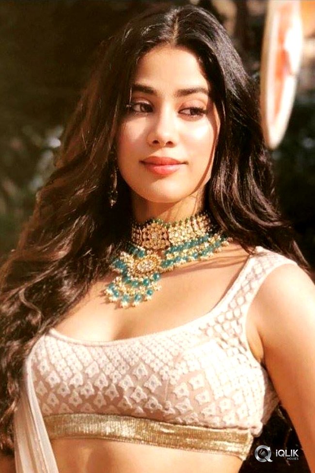 Janhvi-Kapoor